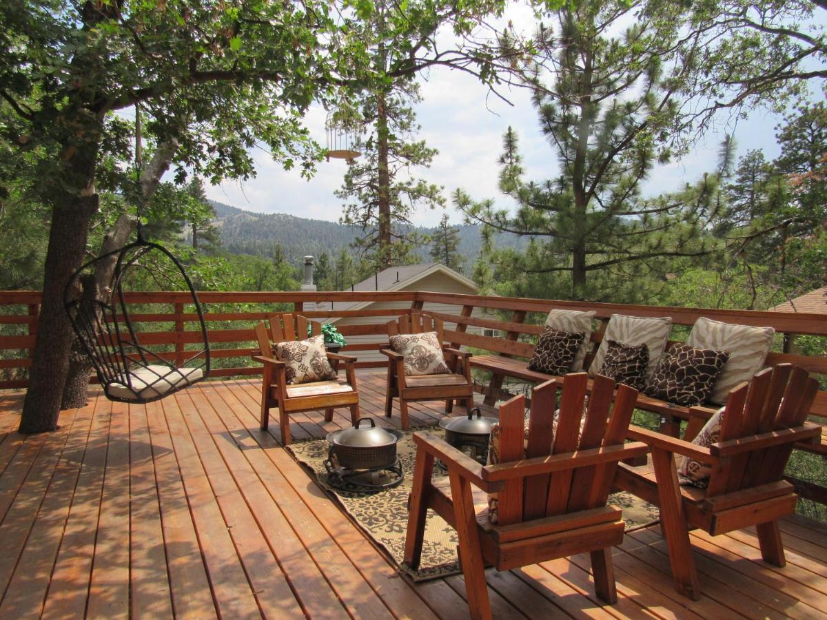 Hillside Hideaway -View Of Ski Slope From Charming Deck Big Bear Lake Buitenkant foto