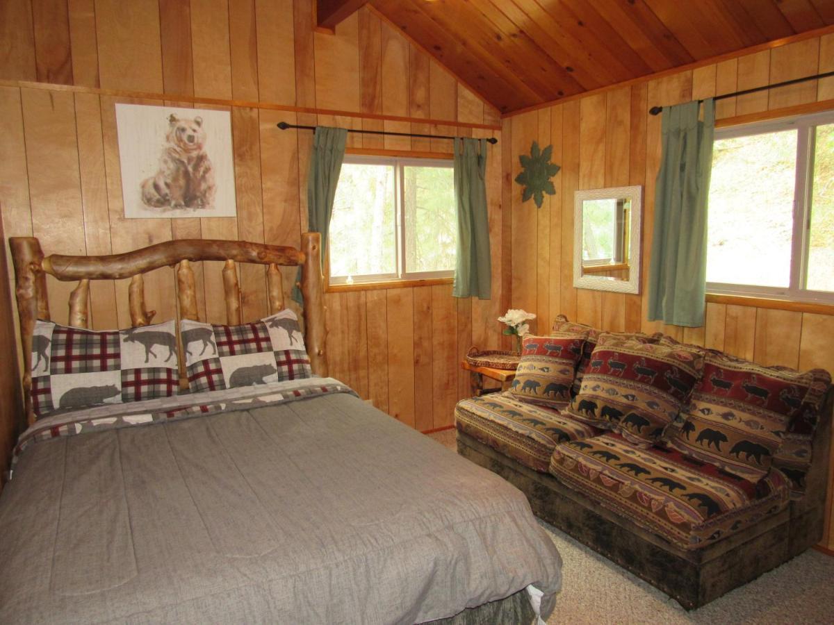 Hillside Hideaway -View Of Ski Slope From Charming Deck Big Bear Lake Buitenkant foto